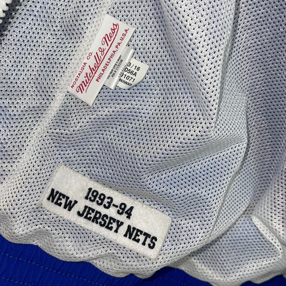 SOLD ON EBAYMitchell & Ness New Jersey Nets Jacket - Picture 7 of 9